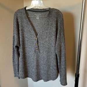 American Eagle Soft & Sexy Plush Medium gray long sleeve shirt